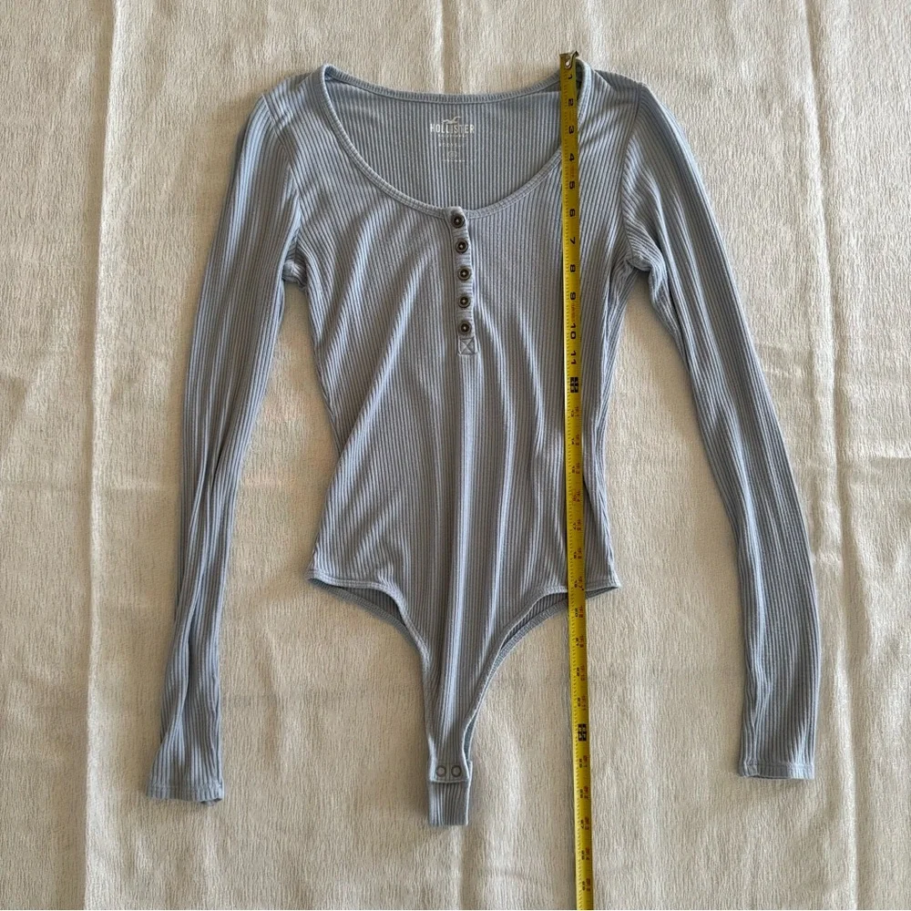 Long sleeve‎ Hollister California Ribbed Bodysuit Womens Size S Light Gray